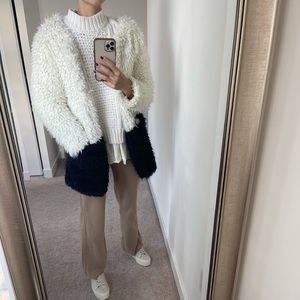 fur coat, size S.Good condition without damages. No name,bought in Paris
